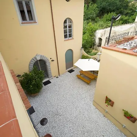 La Fabbrica 4*
