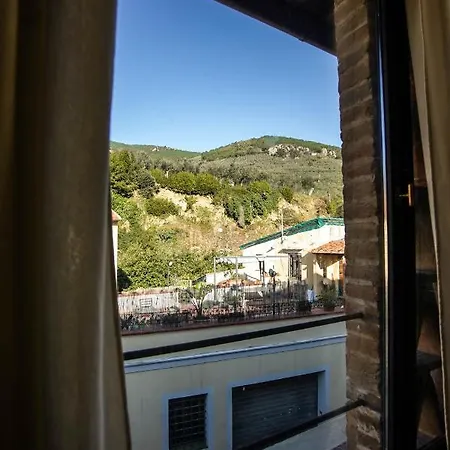 La Fabbrica 4*