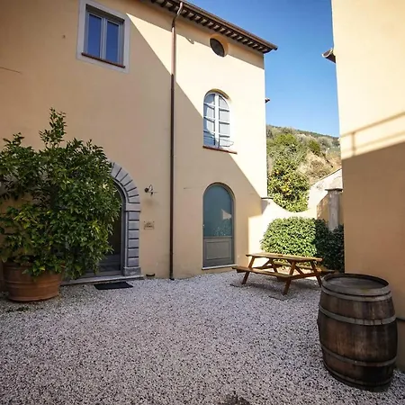 La Fabbrica * Calci
