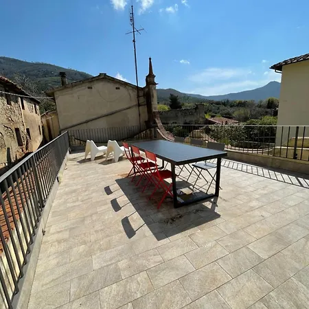 Panzió La Fabbrica Calci