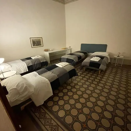 Panzió La Fabbrica Calci