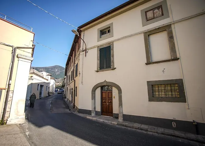 La Fabbrica Couette-café